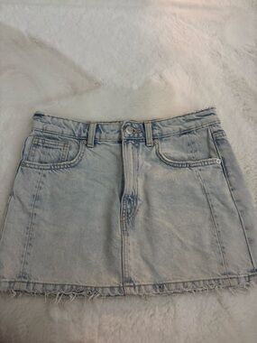 Zara Light Blue Denim Mini Skirt with Frayed Hem